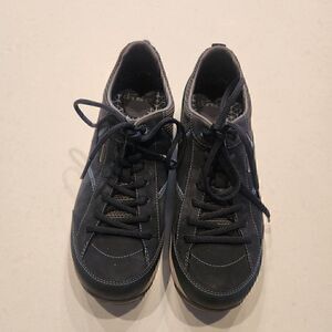 DANSKO Paisley womens walking shoes. Size 41.